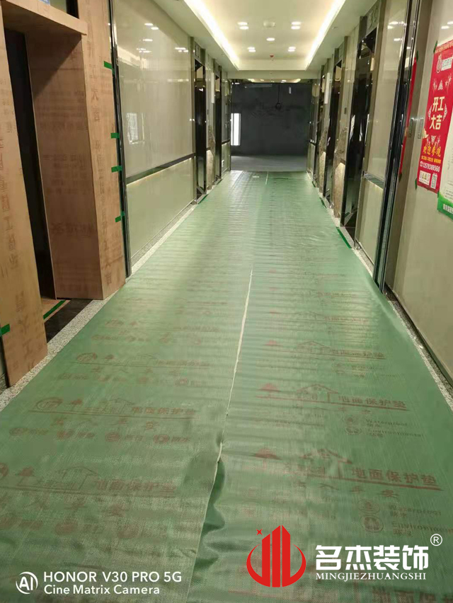 辦公室一本—道久久A久久精品蜜桃設計